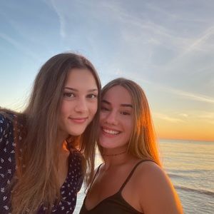 Meet your Posher, Brooke